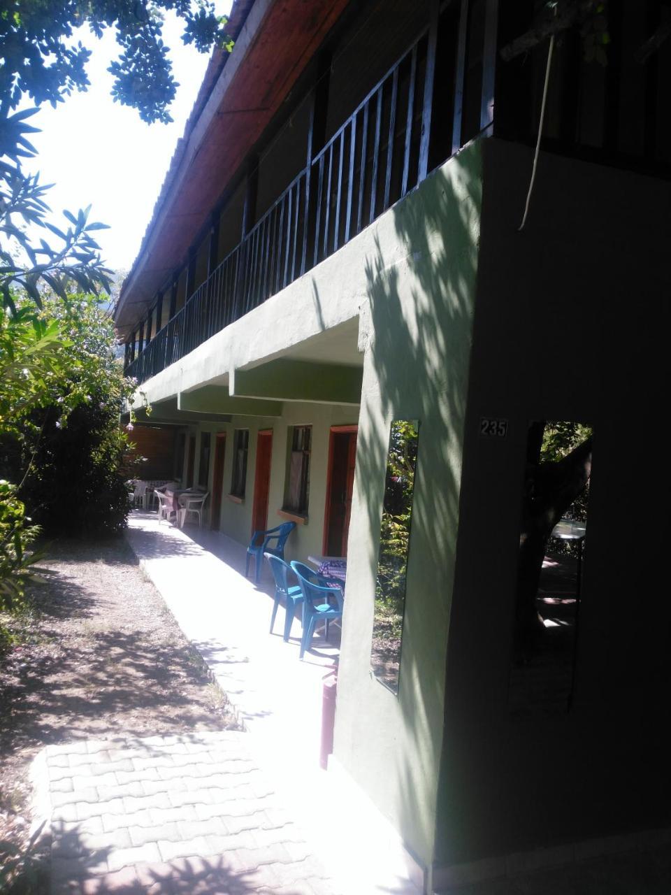 Fire Pansiyon Çıralı Exterior foto